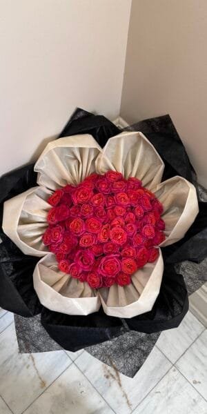 بوكيه ورد قاردن روز / Garden Spray Rose Kimono