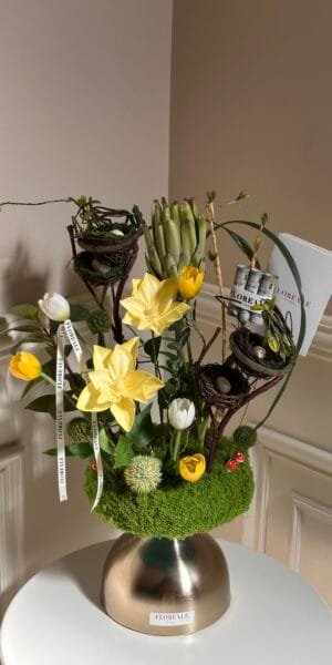 فازه ورد صناعي